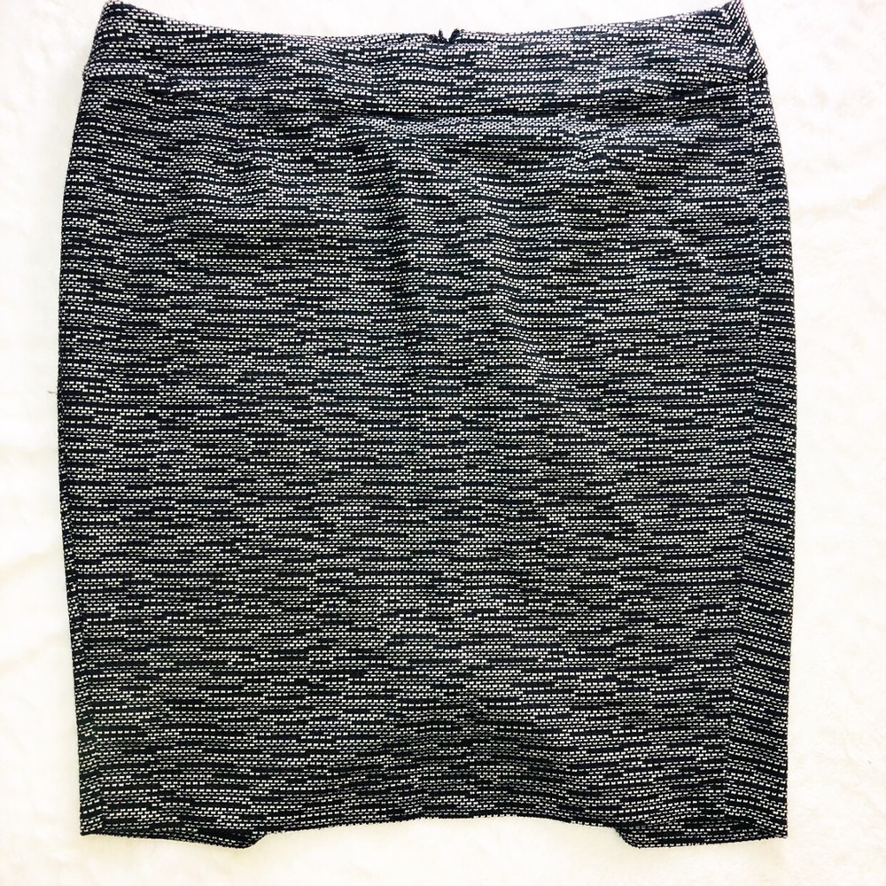 Lane Bryant black and white skirt